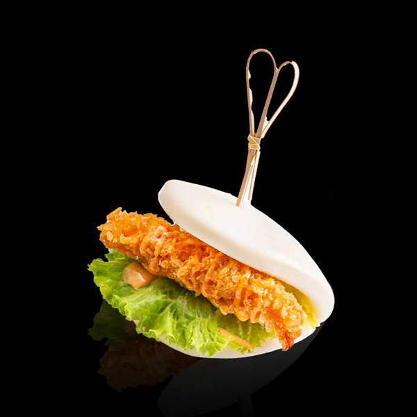 Pan bao de langostino en tempura
